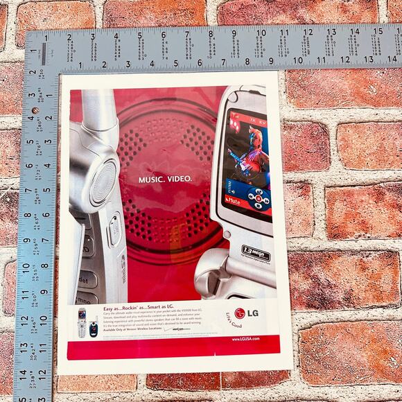 2005 LG Flip Phone Ad Y2K Cell Tech Life’s Good Original Vintage Print Ephemera - Picture 4 of 6